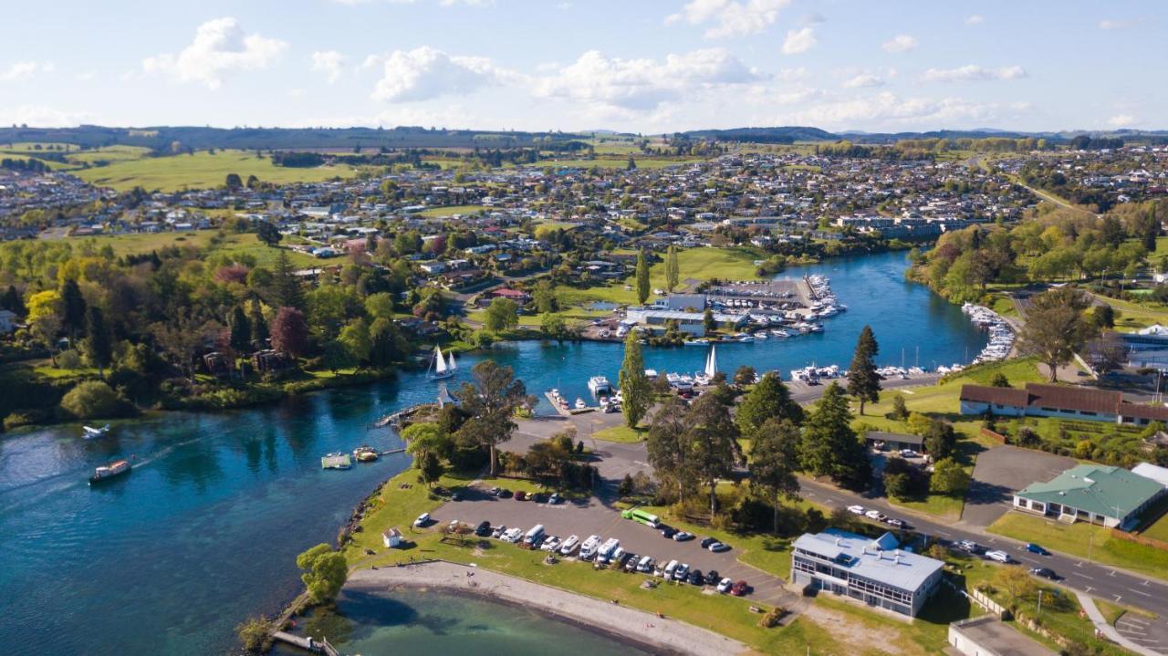 Alpine Lake Motel Lago Lago Taupo Esterno foto