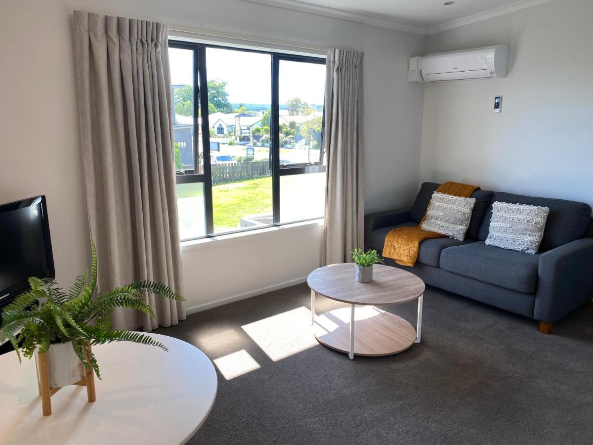 Alpine Lake Motel Lago Lago Taupo Esterno foto